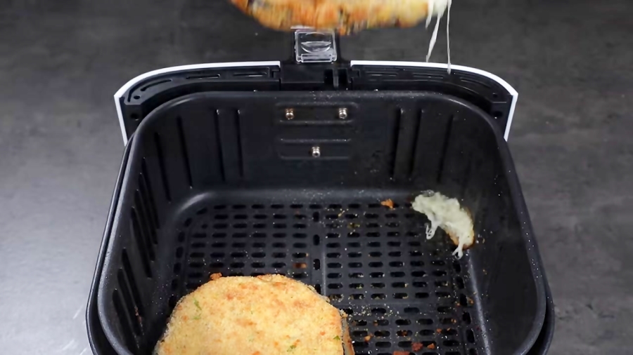 آشپزی با سرخ کن بادمجان ادایی