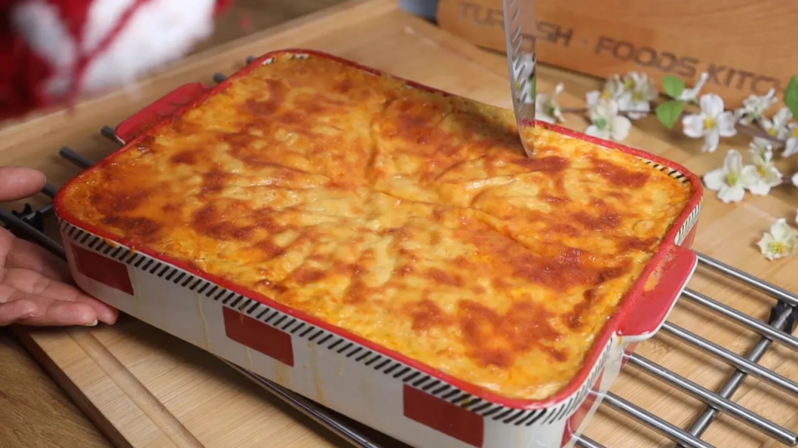 پاستیتسیو رقیب جدی لازانیا با متفاوت ترین سس مخصوص ، آشپزی حرفه ای