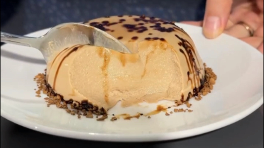 اگر شیر و قهوه در خانه دارید حتما این دسر راحت و خوشمزه امتحان کنید