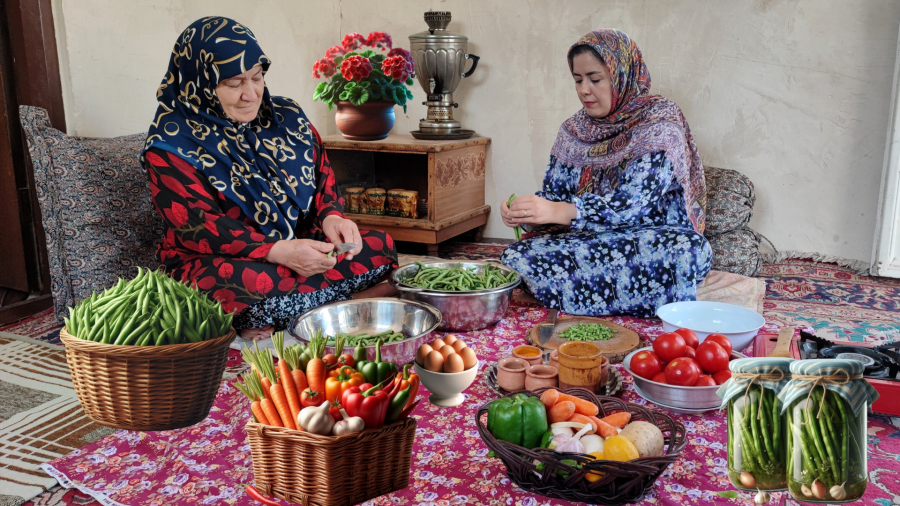 زندگی روستایی در ایران: غذای روستایی باستانی ایرانی با لوبیا سبز