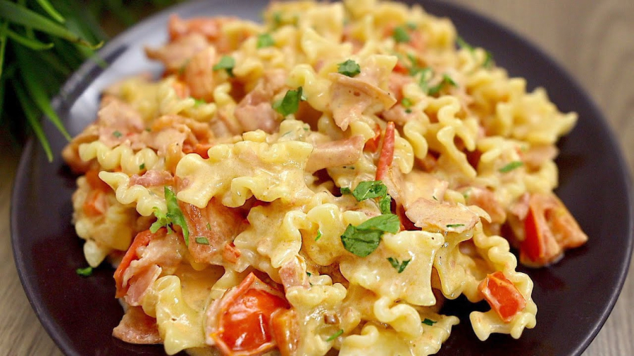 پاستای خامه ای در ۱۵ دقیقه : غذای فوری و خوشمزه در حد رستوران لاکچری